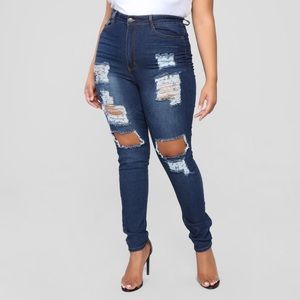Fashion Nova Distressed Jeans Brand NWT